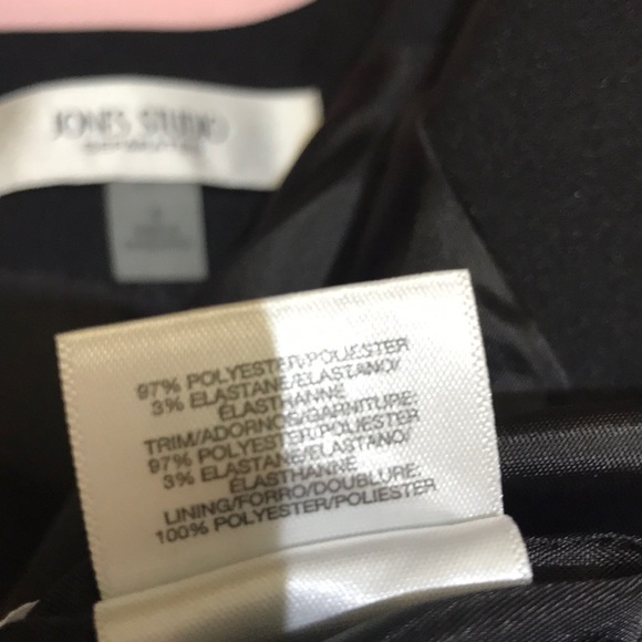 Jones Studio jacket. - Picture 3 of 8